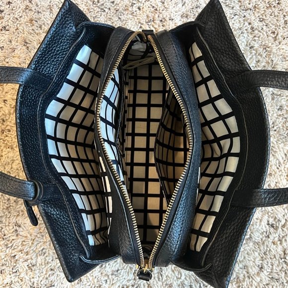 kate spade pebbled black leather bag, triple compartment - Picture 3 of 4